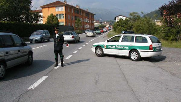 Maxirissa finisce con uno sparo