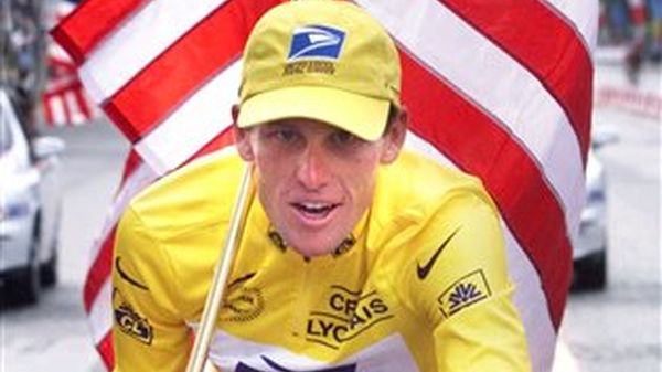 Armstrong entraParigi ha incoronato per la sesta volta 
