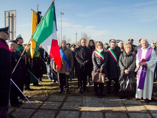 Immagine per None