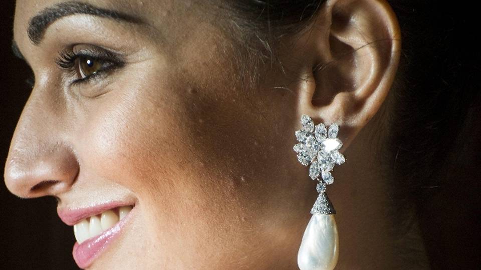 Asta record per gioielli Lollobrigida Asta record per gioielli Lollobrigida