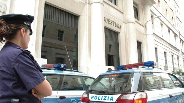 Immagine per 0477ddba-d9d3-11e2-93ef-5075f3434472