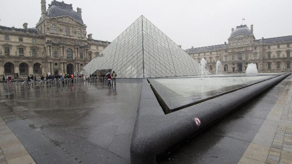 Louvre vince guerra contro borseggiatori Louvre vince guerra contro borseggiatori
