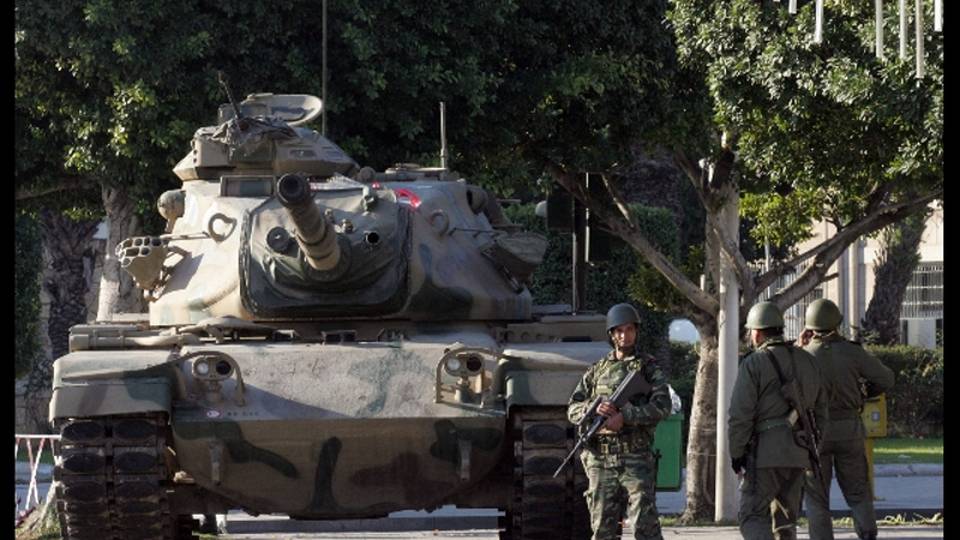 Tunisia:esplode ordigno,uccisi 2 soldati Tunisia:esplode ordigno,uccisi 2 soldati