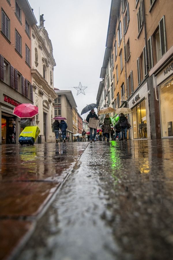 Pioggia in centro a Bergamo Pioggia in centro a Bergamo