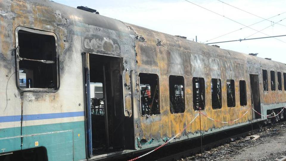 Gli atti vandalici sui treni ci costano 8 milioni all’anno Gli atti vandalici sui treni ci costano 8 milioni all’anno