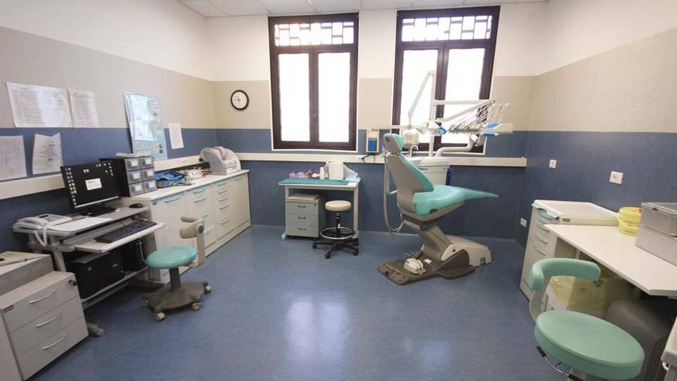 Carcere, ecco i nuovi ambulatori: un vero e proprio reparto ospedaliero Carcere, ecco i nuovi ambulatori: un vero e proprio reparto ospedaliero