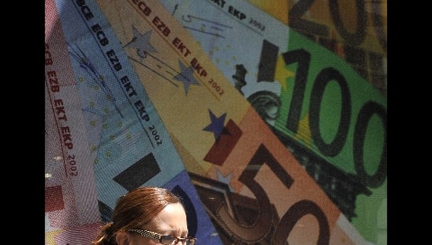 Cambi: euro stabile sul dollaro a 1,274