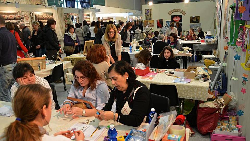 Per le arti manuali 285 espositori A Creattiva anche L’Eco café Per le arti manuali 285 espositori A Creattiva anche L’Eco café