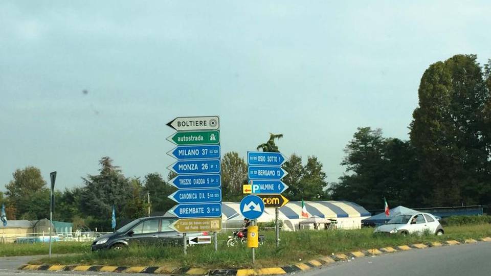 Canonica-Bergamo, solo 16 km Per percorrerli almeno 45 minuti Canonica-Bergamo, solo 16 km Per percorrerli almeno 45 minuti