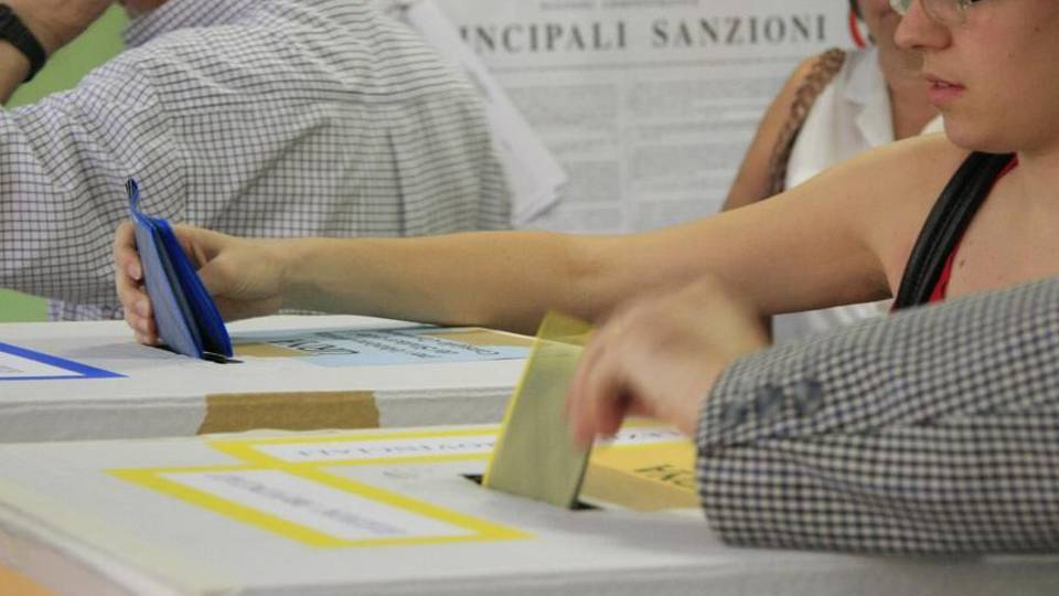 Elezioni fotocopia Elezioni fotocopia