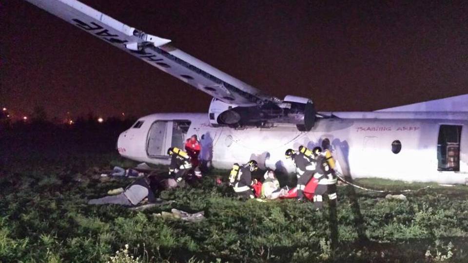 Incidente in atterraggio a Orio al Serio Emergenza simulata su un volo Wizzair Incidente in atterraggio a Orio al Serio Emergenza simulata su un volo Wizzair