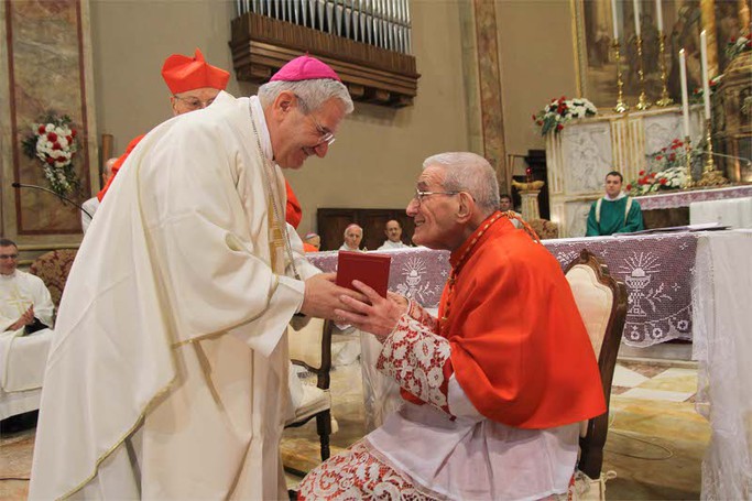 Il cardinale Loris Capovilla con il vescovo Francesco Beschi
