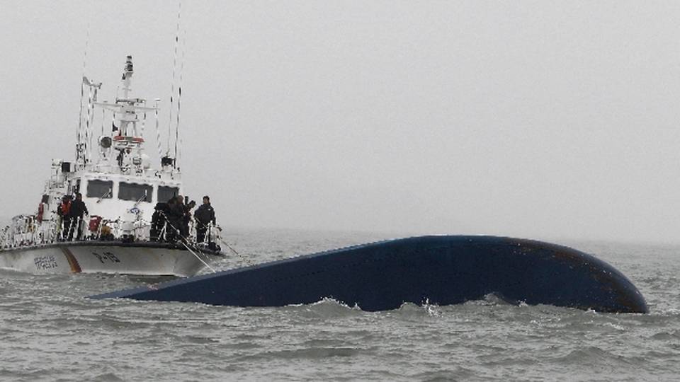 Corea Sud, non il capitano a timone nave Corea Sud, non il capitano a timone nave