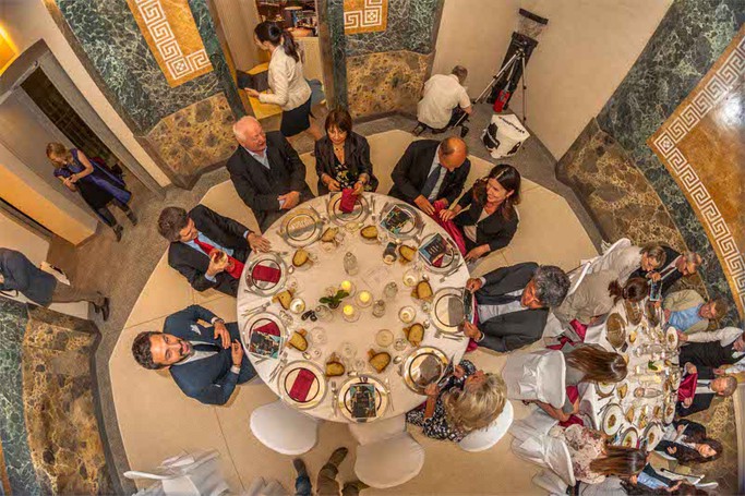La cena di gala al salone d’onore dell’Accademia Carrara