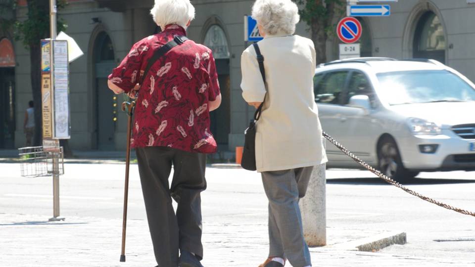 Oltre il cortile Oltre il cortile