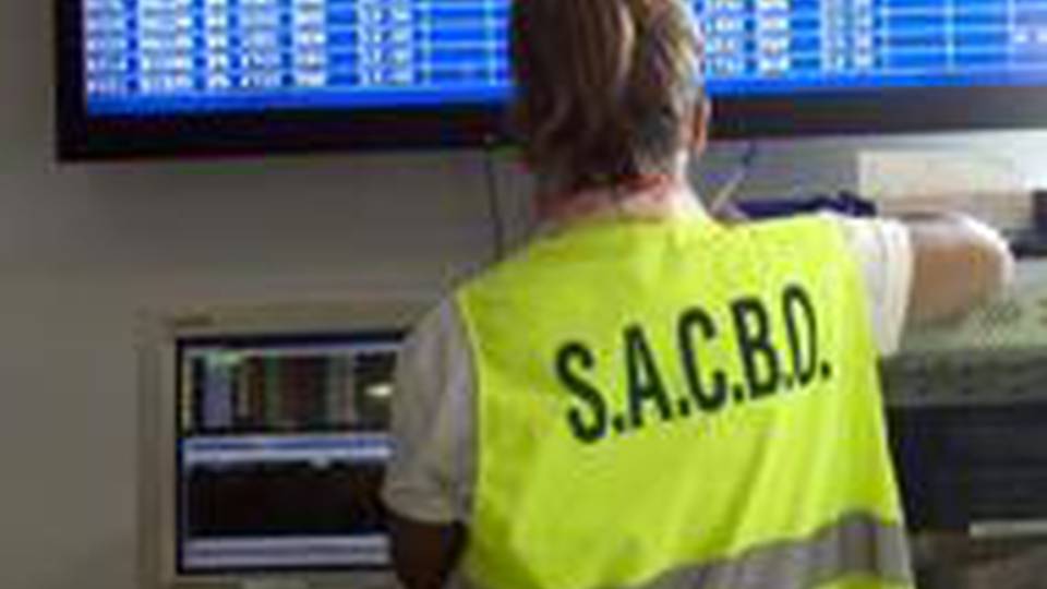 Boom di partenze a Orio e Linate Task force per aiutare i passeggeri Boom di partenze a Orio e Linate Task force per aiutare i passeggeri