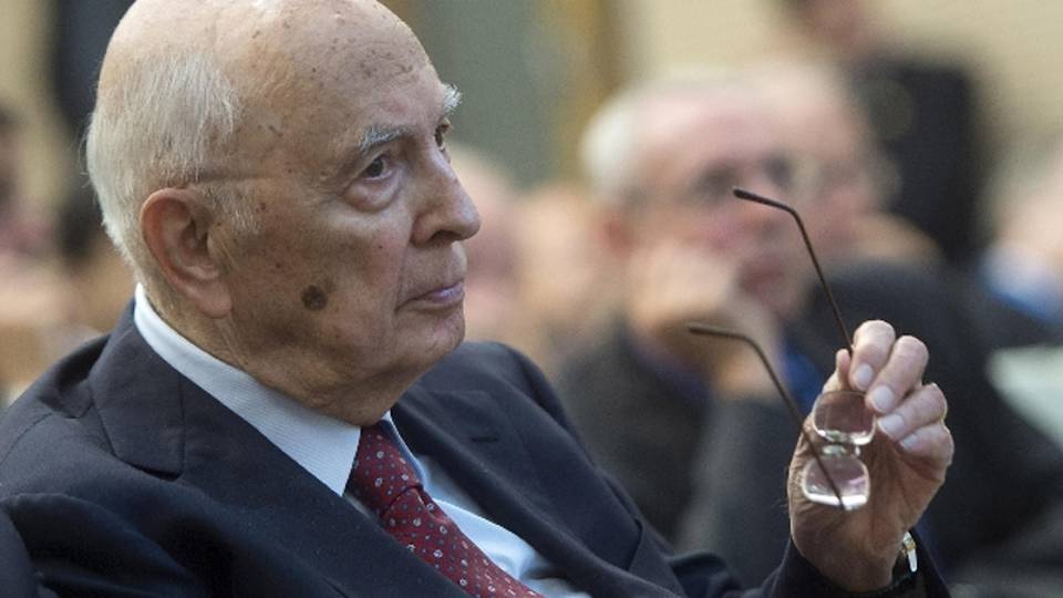 Colle a Csm,malsani compromessi correnti Colle a Csm,malsani compromessi correnti
