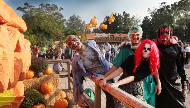 «Selfie-mania» a Gardaland Foto mostruosamente divertenti