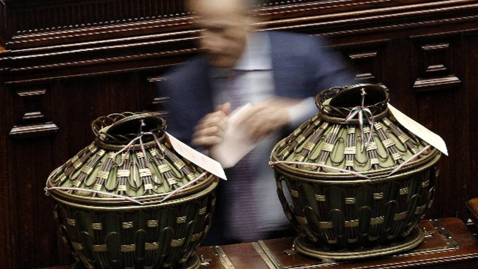 Consulta:in corso voto,verso fumata nera Consulta:in corso voto,verso fumata nera