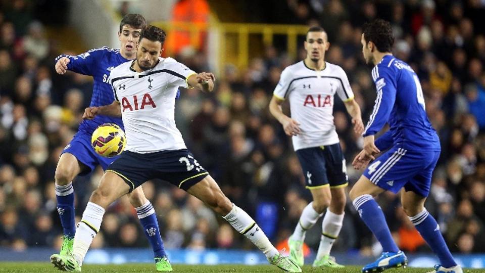Calcio:Chelsea travolto 5-3 da Tottenham Calcio:Chelsea travolto 5-3 da Tottenham