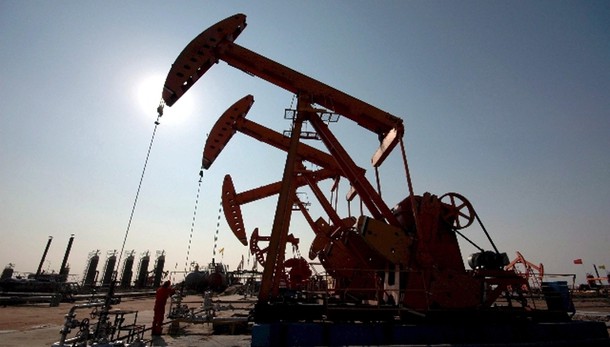 Petrolio: Wti in calo sotto i 46 dollari