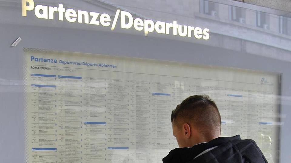 Trenitalia, problemi di comunicazione? Ve lo raccontano i pendolari di ieri sera Trenitalia, problemi di comunicazione? Ve lo raccontano i pendolari di ieri sera