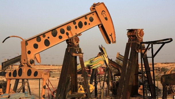 Petrolio:chiude in calo a Ny a 43,46 dlr