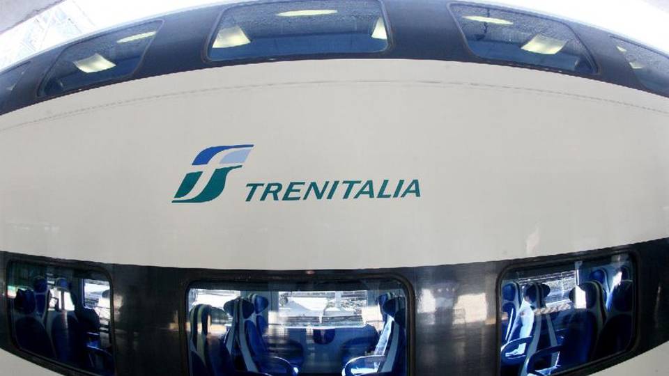Orio, il treno non c’è i biglietti sì Ma solo con la carta di credito Orio, il treno non c’è i biglietti sì Ma solo con la carta di credito