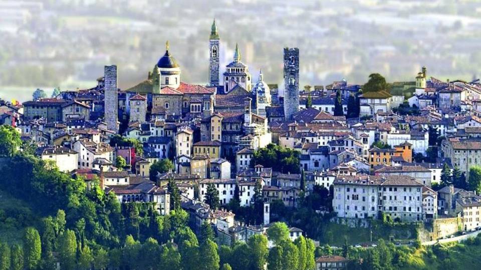 La città lancia visitbergamo.net E sarà anche su 120 mila carte d’imbarco La città lancia visitbergamo.net E sarà anche su 120 mila carte d’imbarco
