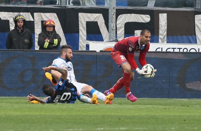 Denis e Tonelli a duello