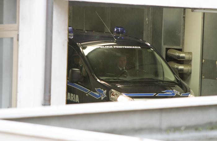 Bossetti esce dal Tribunale