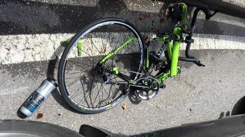 Isola di Fondra, bici contro pick up 41enne in una scarpata: è grave Isola di Fondra, bici contro pick up 41enne in una scarpata: è grave