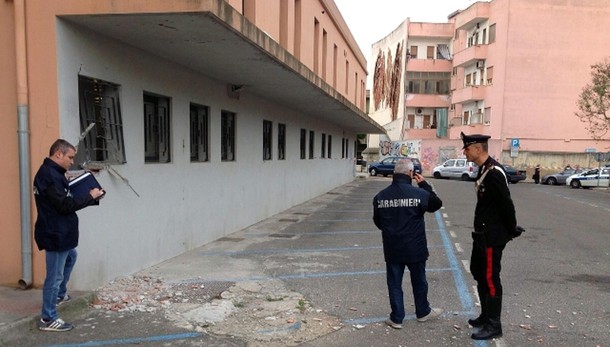Esplosione davanti Comune Quartu S.Elena