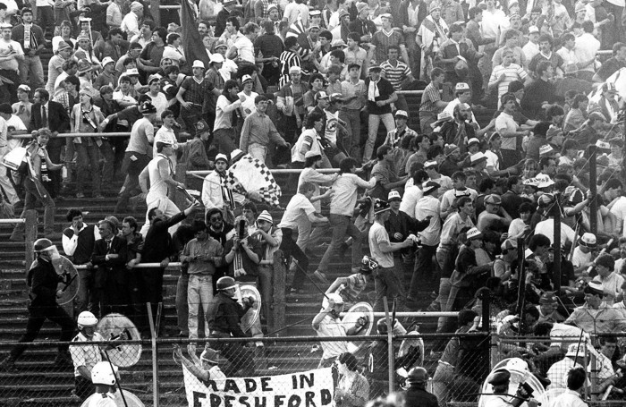 Una foto del 29 maggio 1985 allo stadio Heysel di Bruxelles