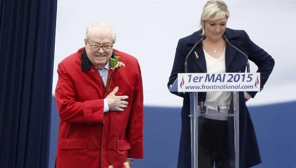 Le Pen,mi vergogno Marine porti mio nome