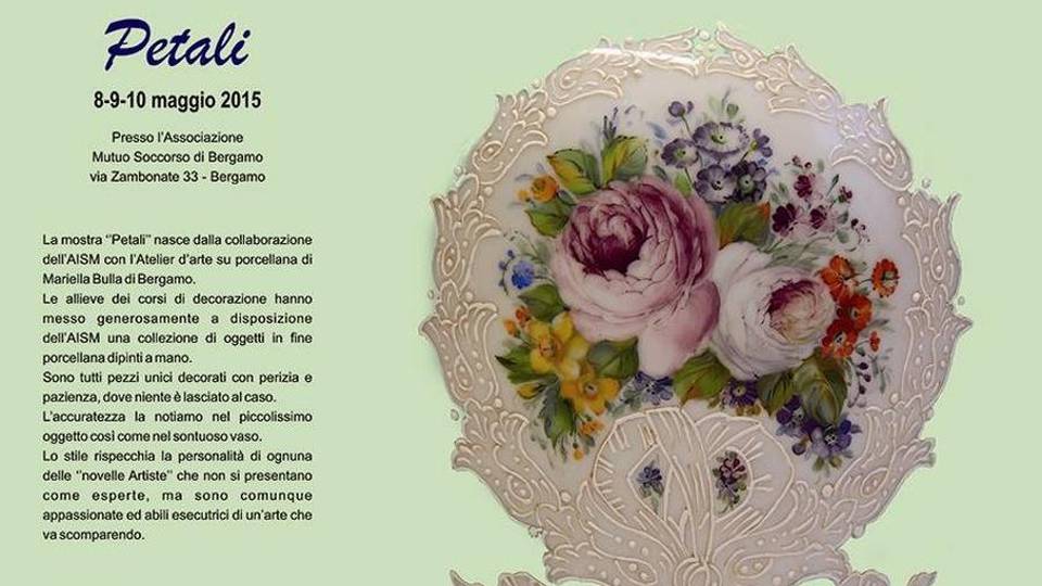 «Petali»: dalla ceramica solidarietà all’Aism «Petali»: dalla ceramica solidarietà all’Aism