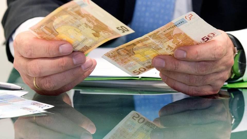 Fondo per il sostegno degli artigiani Aiuti per 4 mila lavoratori e 850 aziende Fondo per il sostegno degli artigiani Aiuti per 4 mila lavoratori e 850 aziende