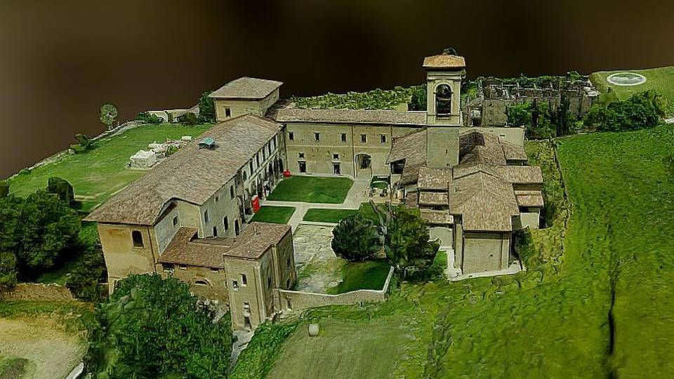 Il monastero di Astino visto dal drone Guarda il video con le immagini in 3d Il monastero di Astino visto dal drone Guarda il video con le immagini in 3d