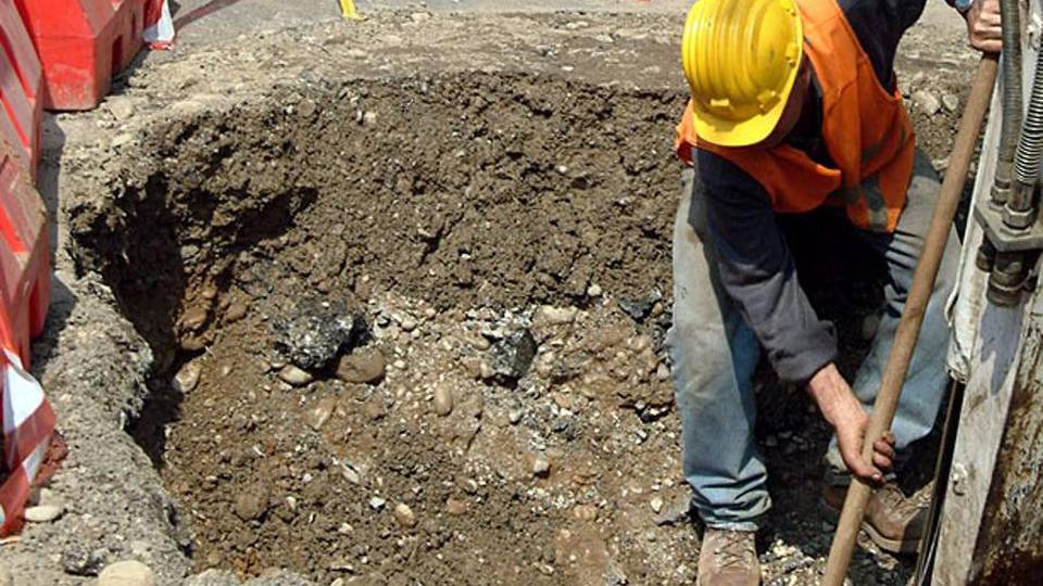 Hai debiti col Fisco ma niente soldi? Si potrà pagare lavorando per il Comune Hai debiti col Fisco ma niente soldi? Si potrà pagare lavorando per il Comune