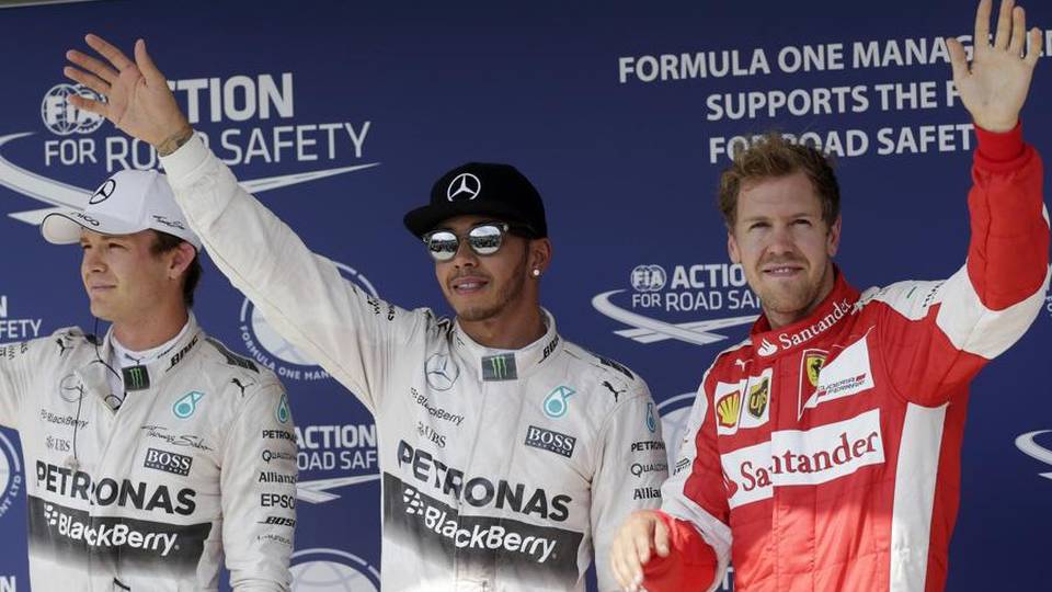 Pole stellare di Hamilton in Ungheria Mezzo secondo a Rosberg. Vettel 3° Pole stellare di Hamilton in Ungheria Mezzo secondo a Rosberg. Vettel 3°
