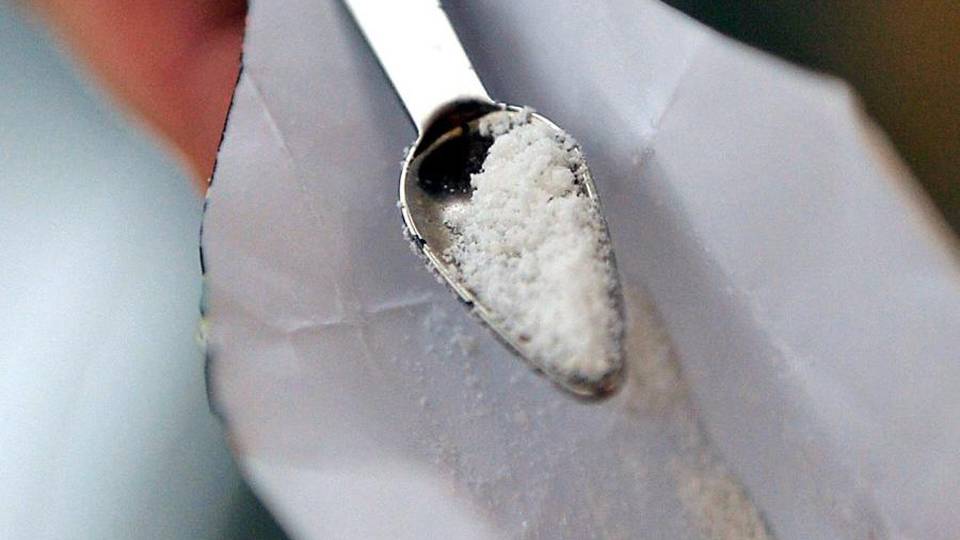 Cocaina, le dosi arrivano a domicilio Blitz dei carabinieri: albanese in cella Cocaina, le dosi arrivano a domicilio Blitz dei carabinieri: albanese in cella