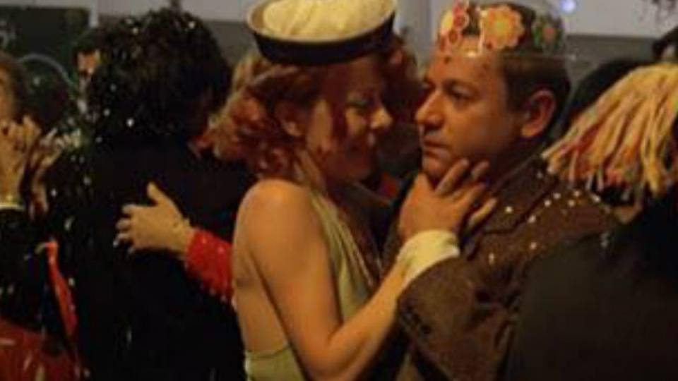 Alla Rai il 2016 è arrivato prima Web scatenato: come Fantozzi - Video Alla Rai il 2016 è arrivato prima Web scatenato: come Fantozzi - Video