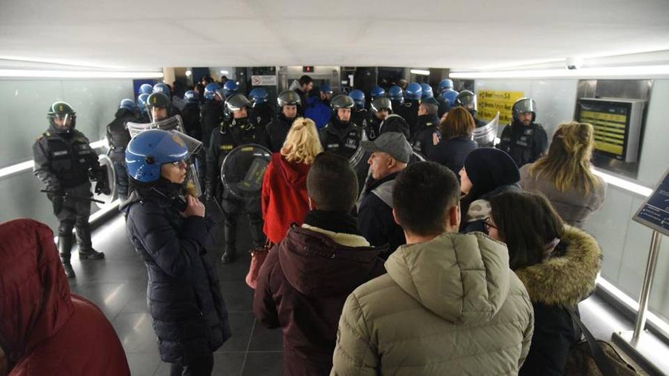 Il post-partita, un lettore: vedo le spranghe «Penso a me giovane, loro sono nullità» Il post-partita, un lettore: vedo le spranghe «Penso a me giovane, loro sono nullità»