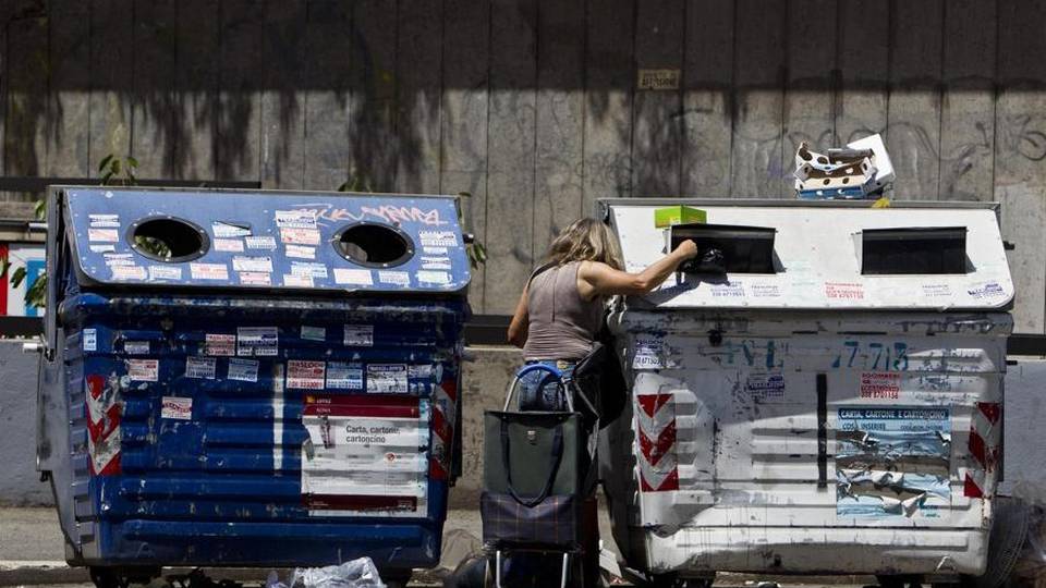 Si esamina il piano anti-povertà: sostegno a 250 mila famiglie Si esamina il piano anti-povertà: sostegno a 250 mila famiglie