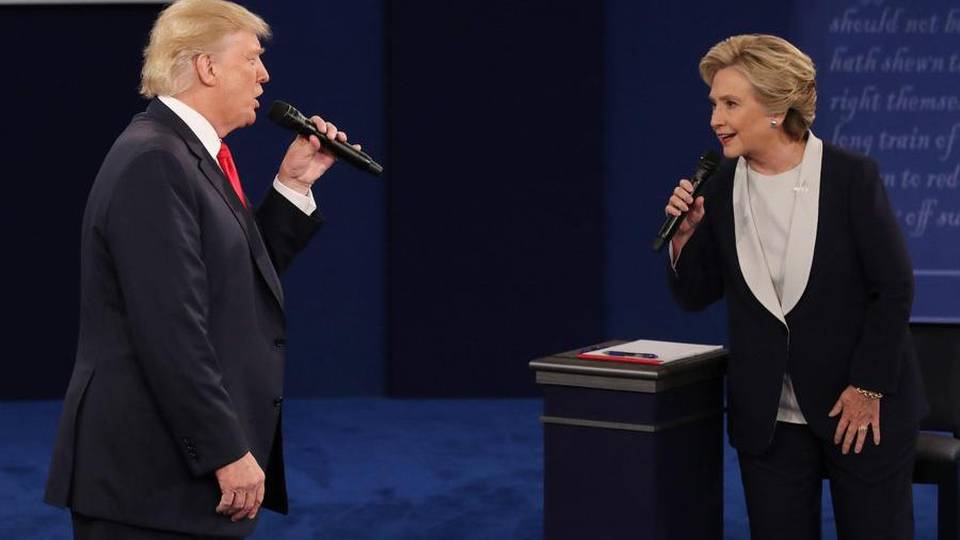 Duello Clinton -Trump, Hillary vince Ma manca il colpo del ko Duello Clinton -Trump, Hillary vince Ma manca il colpo del ko