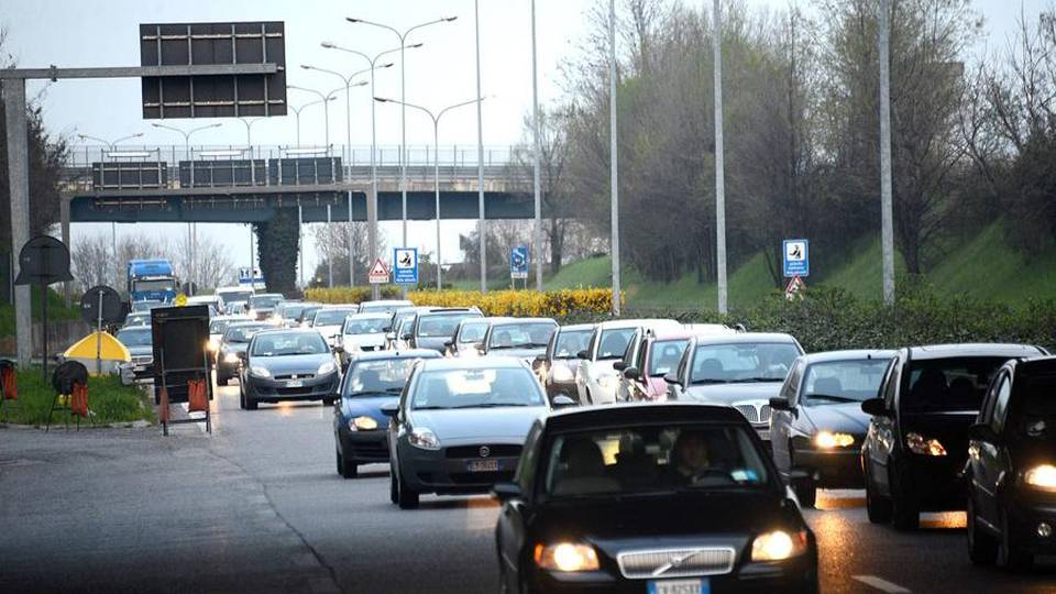 Attenzione per un incidente Code da Curno verso Villa d’Almè Attenzione per un incidente Code da Curno verso Villa d’Almè