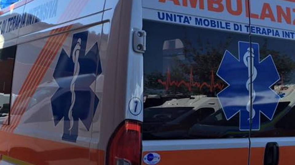 Caravaggio, scontro auto-moto Ferito un giovane di 16 anni Caravaggio, scontro auto-moto Ferito un giovane di 16 anni