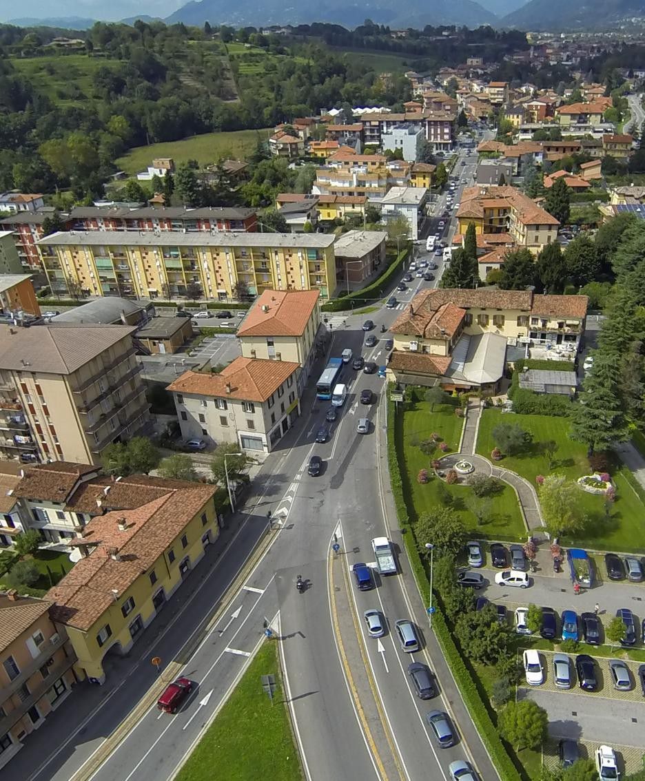 Snodo di Pontesecco. Snodo di Pontesecco.