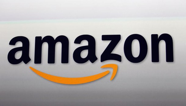 Amazon regina del web, cresce cinese JD