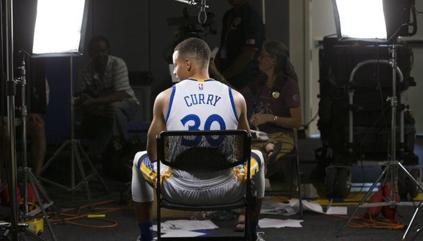 Nba: record triple in una gara per Curry